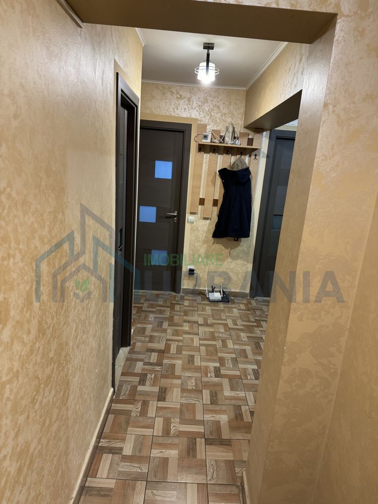 Camera libera in apartament cu 4 camere - Poză 8