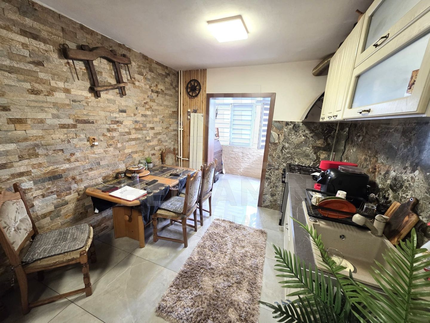 2 Camere 50mp Rovine an1985 etaj2 AC teava de gaze - Poză 4