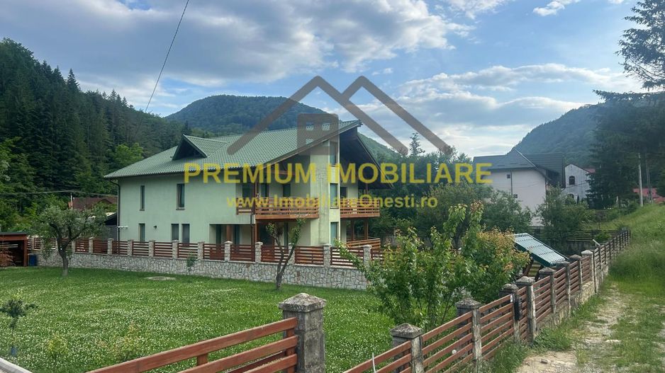 Casa/Pensiune de vanzare Slanic-Moldova Reducere pret luna Iulie - Poză 1