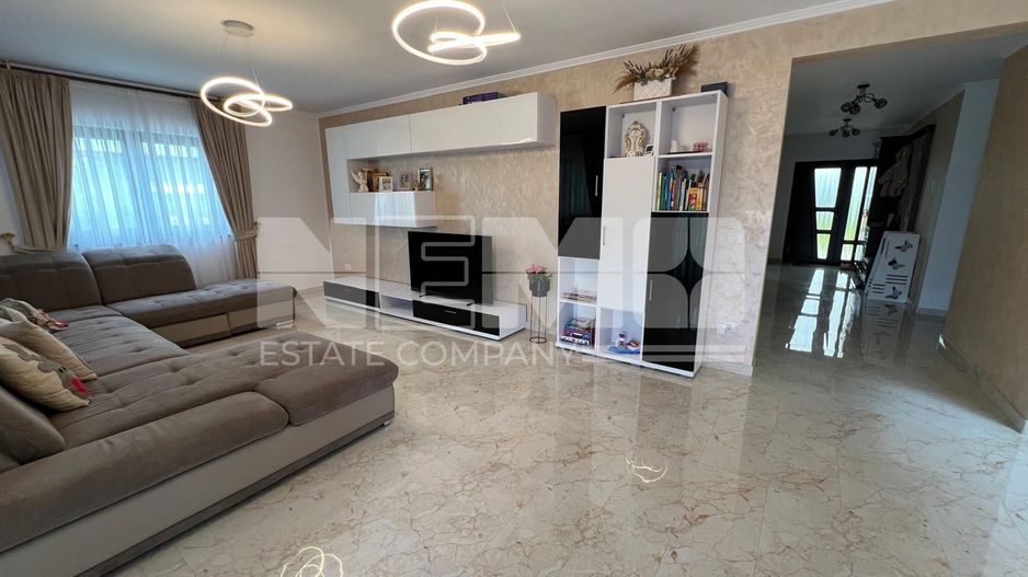 Vila Ultra-Lux | Complet Mobilata | 19 Ari - Poză 1