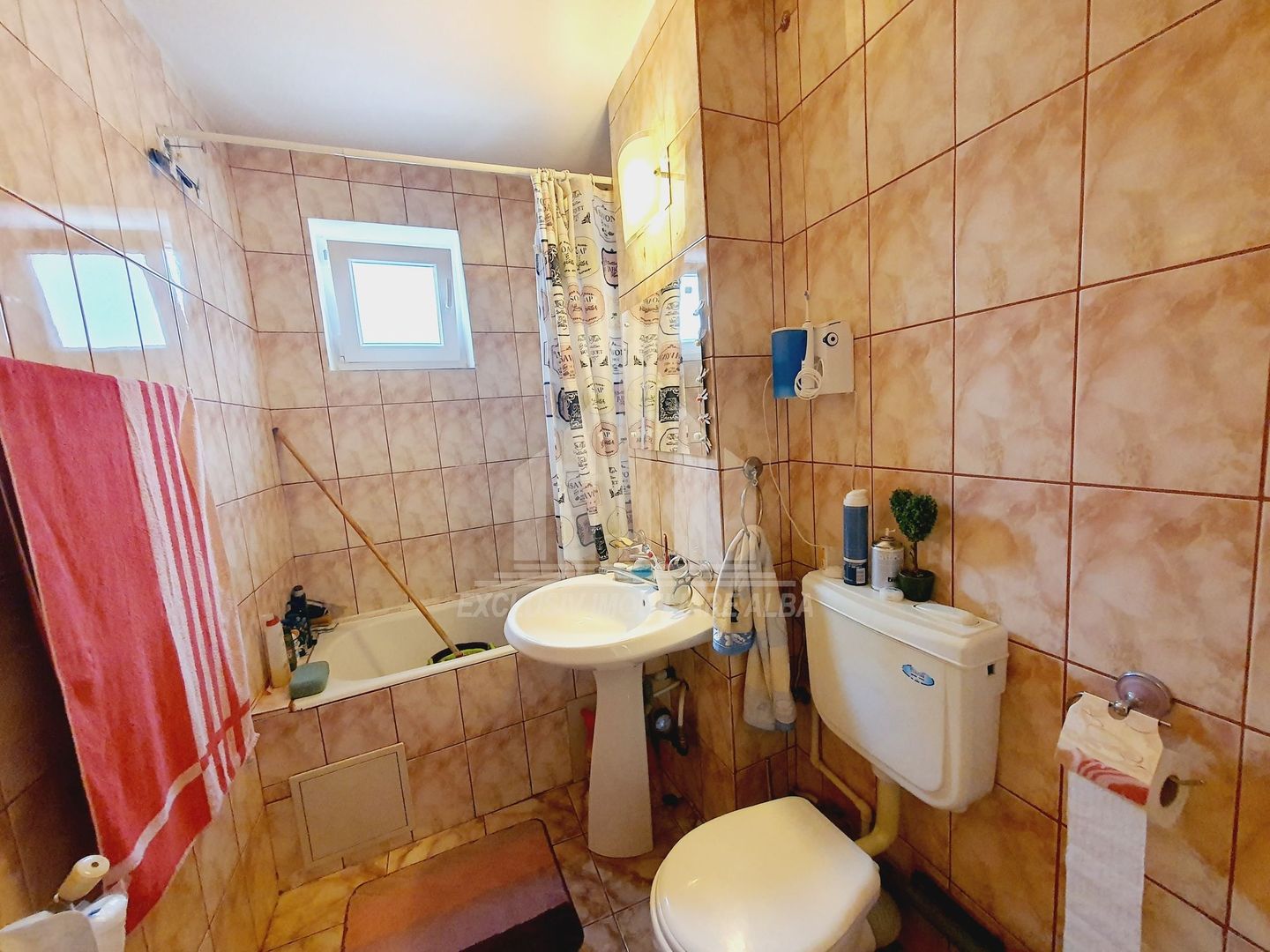 Apartament 4 camere cu scara interioara in Cetate - Poză 8