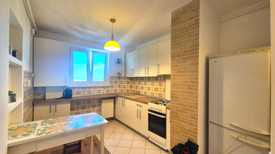 Zona Piata Astra, 3 camere, insorit, cu priveliste. - Poză 13