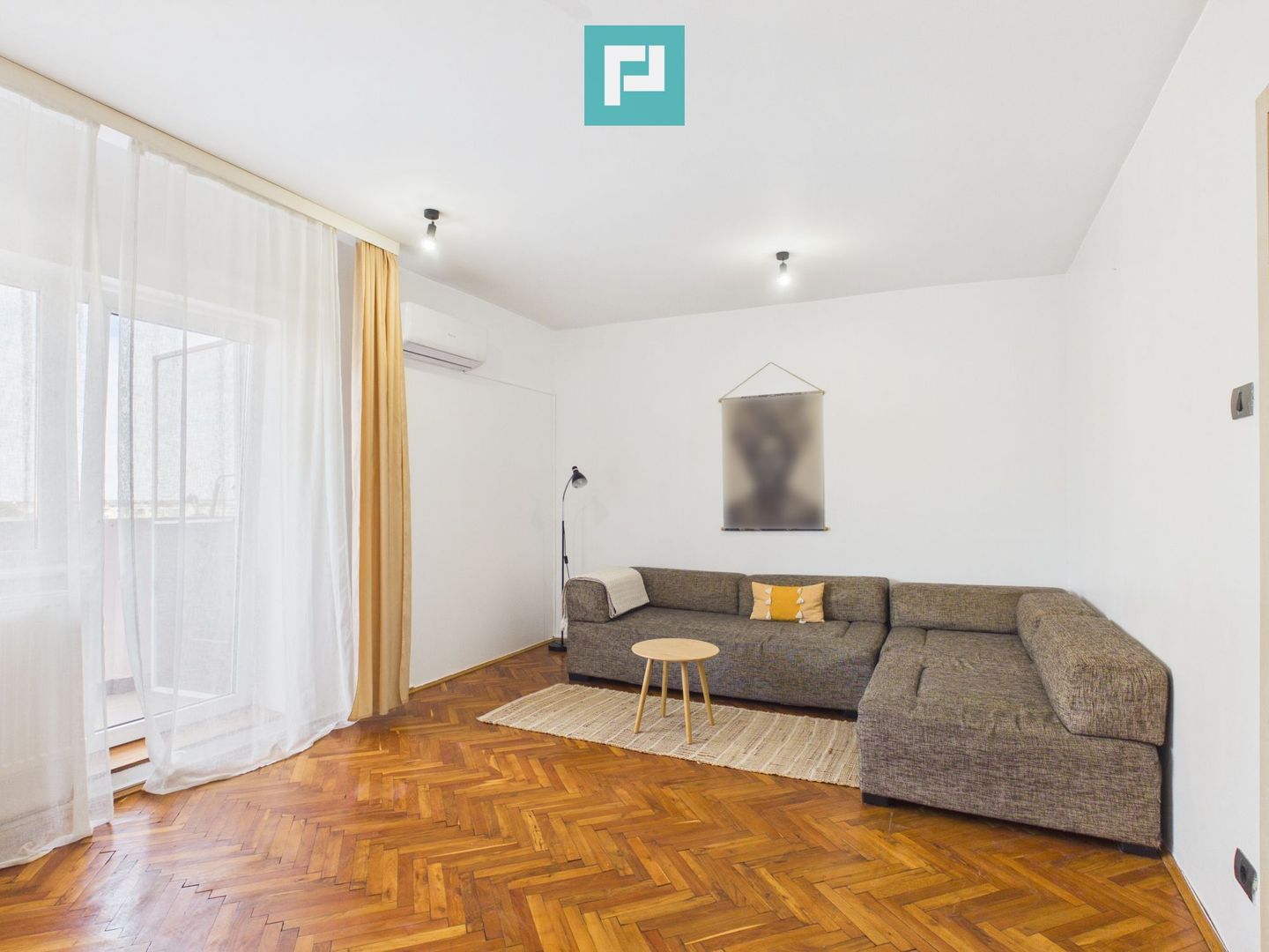 Apartament cu 3 camere și 2 băi zona Aurel Vlaicu - Poză 4