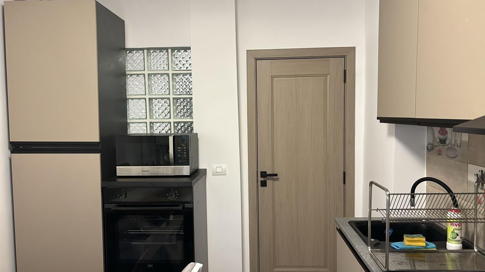 Prima închiriere | 2 camere decomandat | 65 mp | Zona Biserica Capra - Mega Mall - Poză 9
