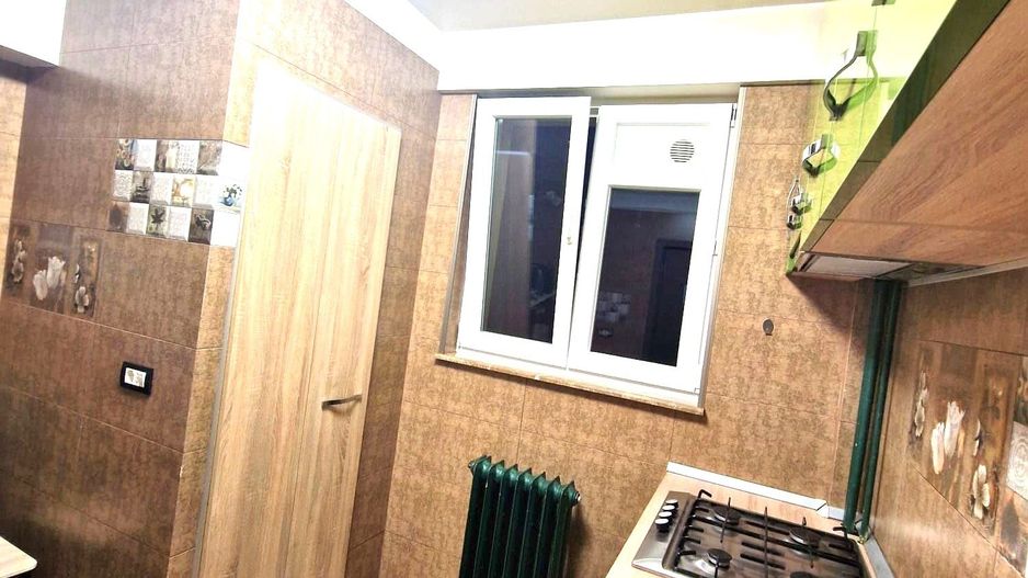 Închiriere Apartament cu 3 camere, mobilat complet, etaj 1, metrou Dristor - Poză 5