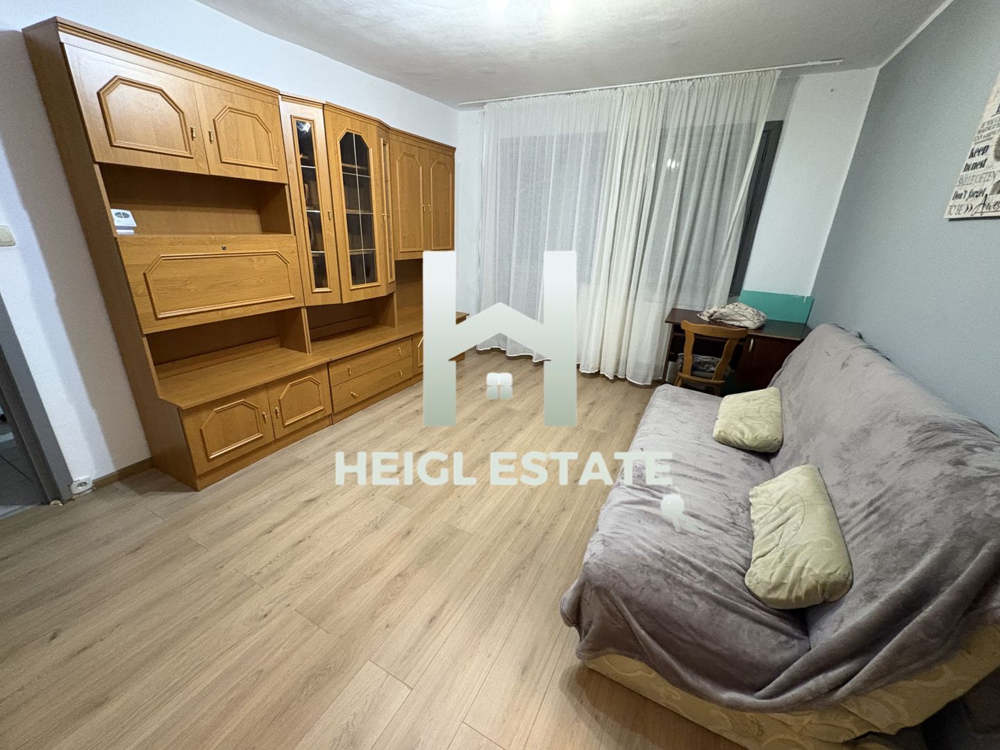 Apartament 2 camere Soarelui - Poză 1