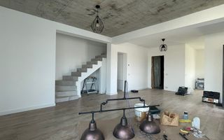 Duplex cu arhitectura deosebita - Mosnita Noua - Poză 3