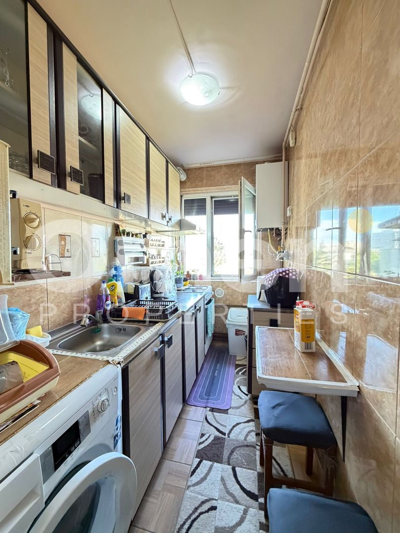 Apartament cu 2 camere de vanzare, zona Cuza Voda - Poză 5