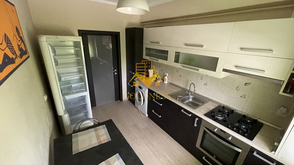 2 Camere, Leroy Merlin, Omv, Buna ziua, Calea Turzii, Lukoil - Poză 4