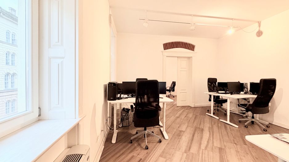 Spațiu Birou - Imobil istoric complet renovat - Poză 8