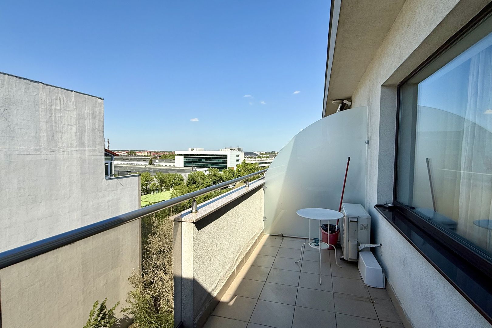 Garsonieră zona Aviatiei-Aerogarii, cu chiriaș - Poză 1