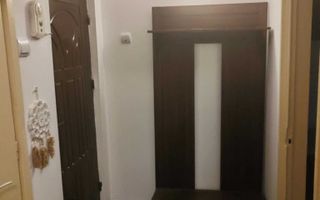 Apartament 2 camere de vânzare în Podu Roș, etaj 1, semidecomandat - Poză 4