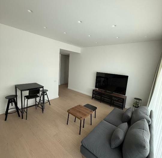 Închiriere apartament 2 camere cu vedere spectaculoasă la Sky Tower şi Promenada - Poză 4