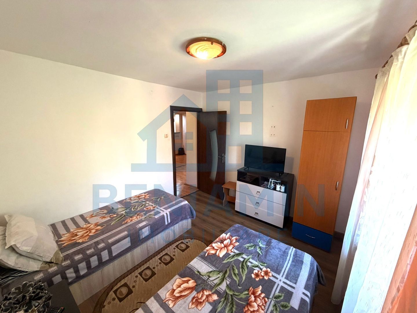 3 camere decomandat etaj 3 Bigul Nou -centrala -72mp - Poză 6