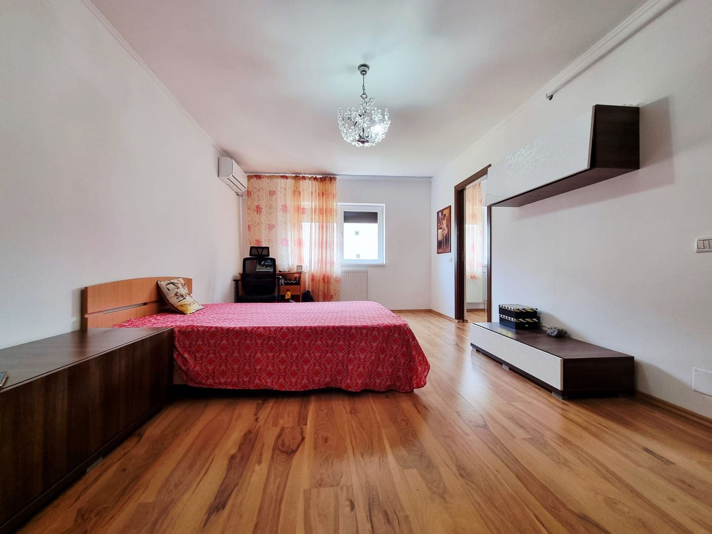 Garsoniera Mansarda Militari Apusului - Poză 1