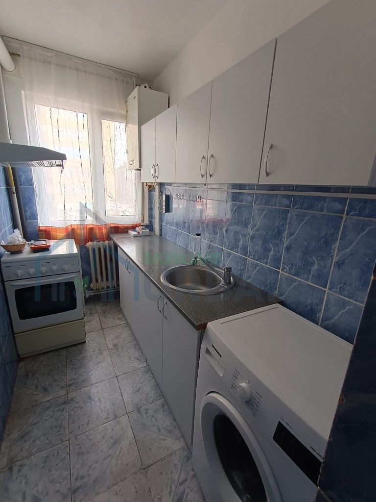 Apartament 3 camere de inchiriat, zona Alexandru cel Bun, langa Liceul Miron Costin - Poză 3