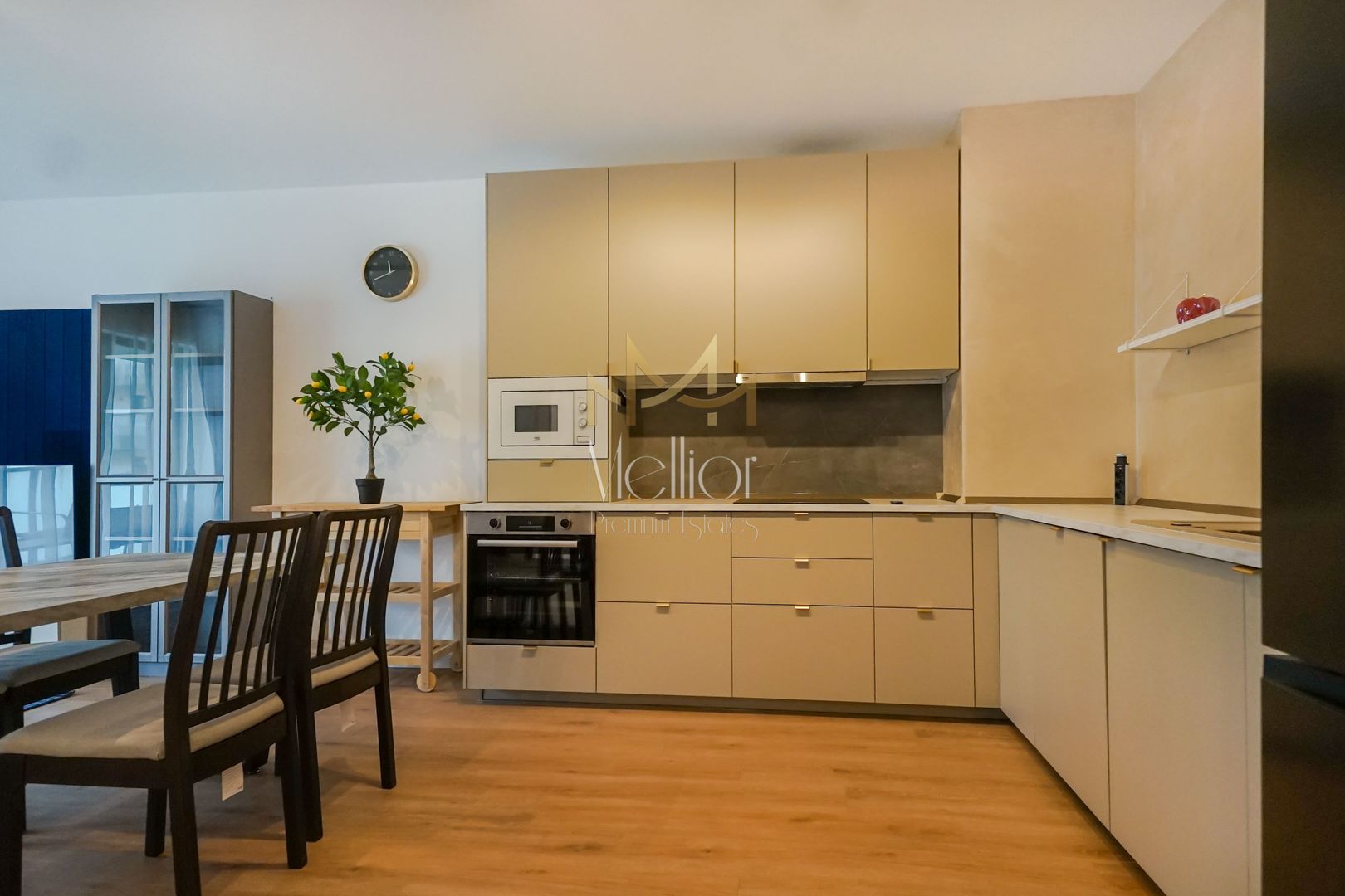 Apartament 3 camere, 2 bai, lux, garaj, complex Liberty! - Poză 12