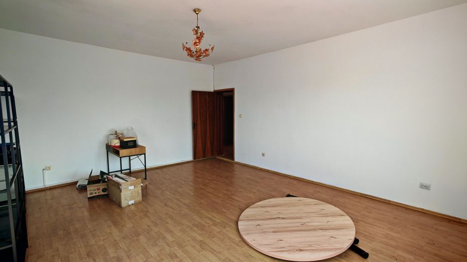 Hala 500 mp productie/depozitare Bartolomeu,birouri,parcare mare. - Poză 6