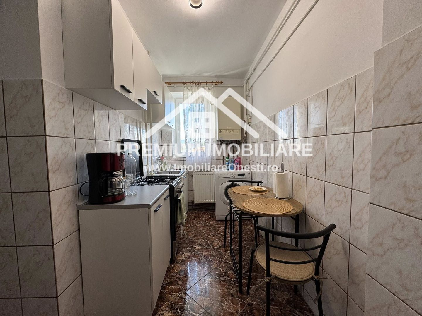 De Inchiriat - Apartament 3 Camere - Poză 4