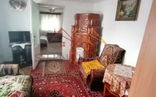 Casa rustica 3 camere, 4000 mp teren, cabana din lemn, pomi fructiferi - Poză 20