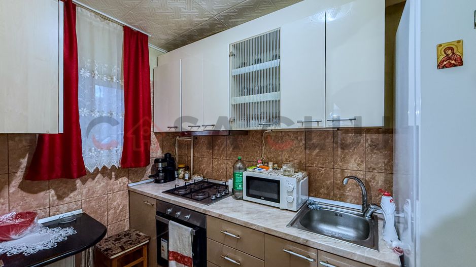 1 camera, Marasti, la cheie - Poză 3