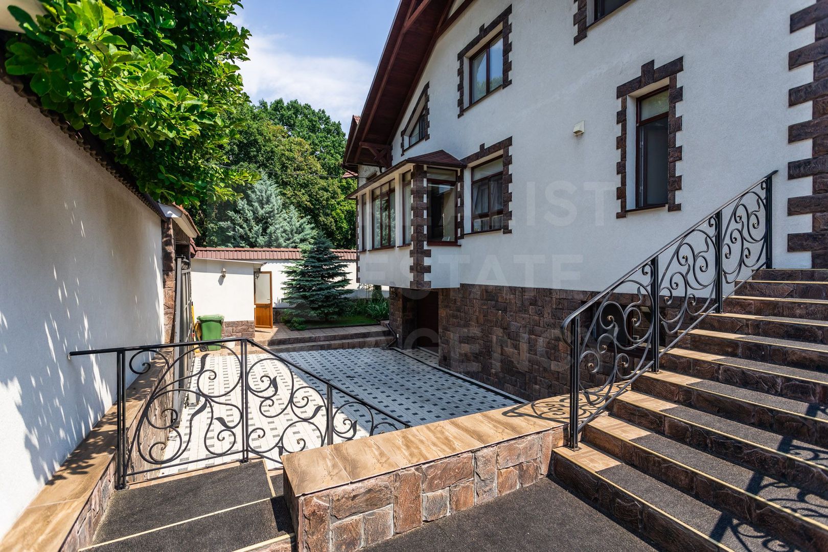 Vânzare, casă, 3 nivele, strada Angela Păduraru, Buiucani - Poză 3