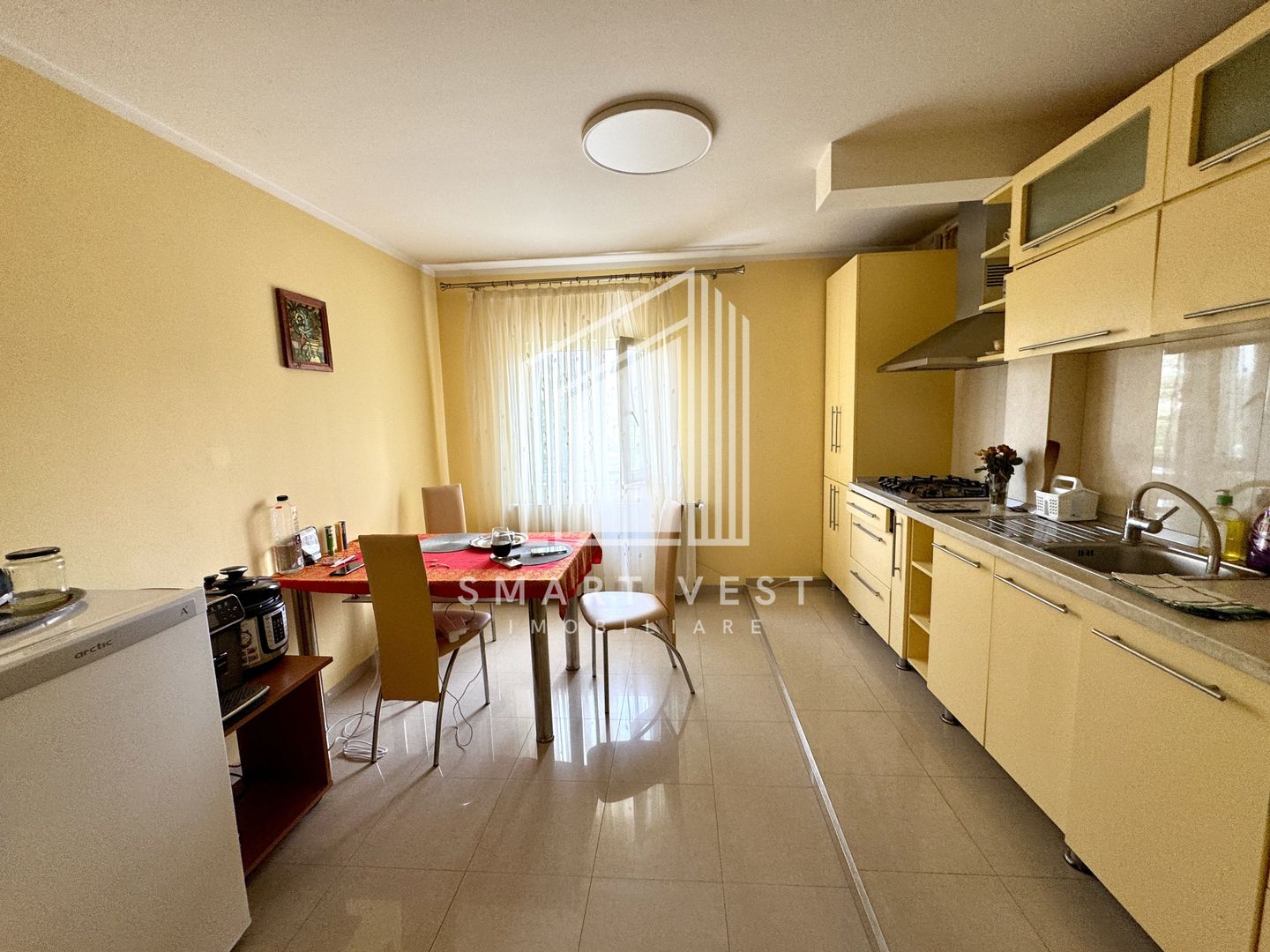 Apartament 3 camere decomandat de vanzare | Etajul 2 | Zona Micro 17 - Poză 10