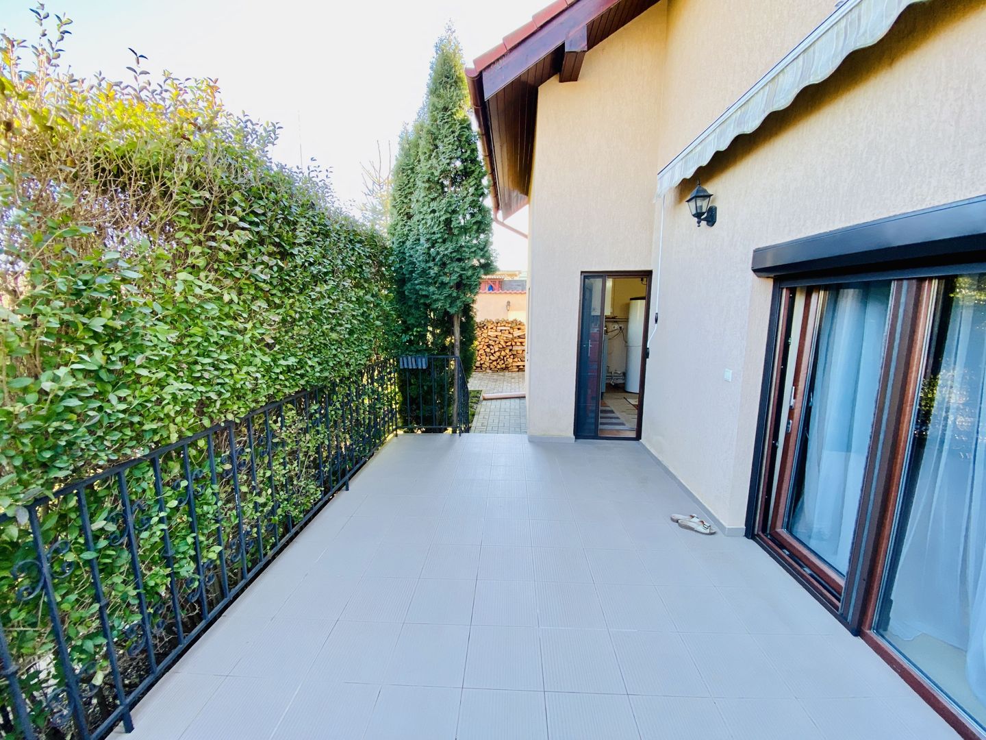 Casa moderna, individuala cu Garaj - Sura Mare - Poză 32