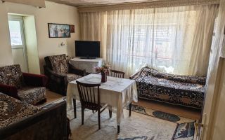 Casa Ghelari, 3 camere, 678mp, baie, buc., termopane, curte si gradina - Poză 9