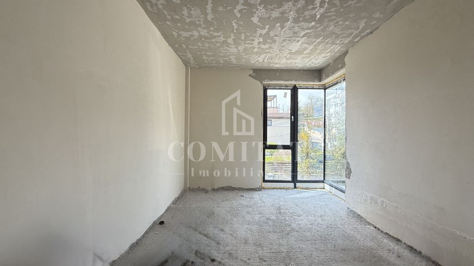 Casă generoasă cu panoramă și 256 mp terasă circulabilă - Poză 23