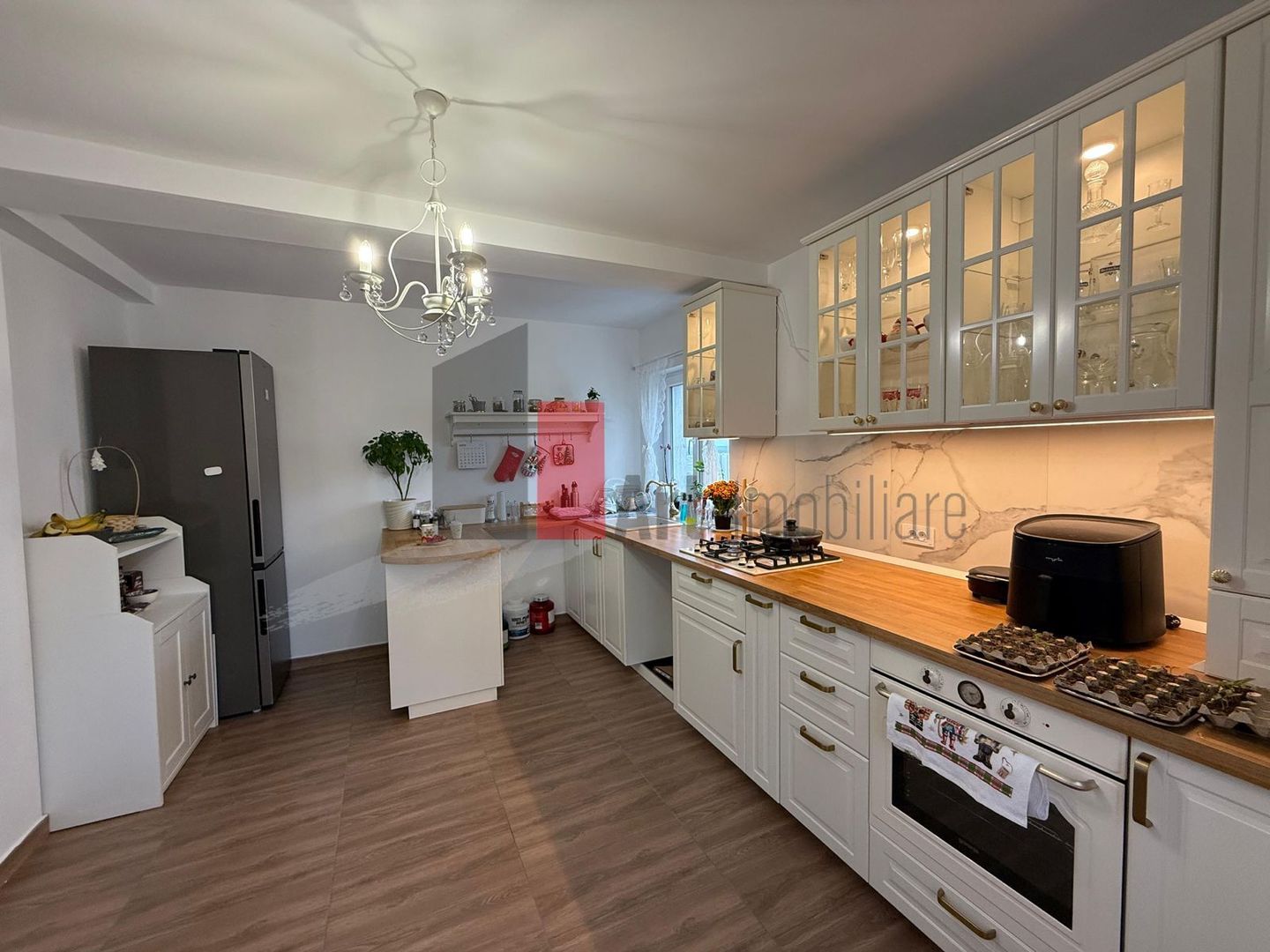 Casa curte Popesti Leordeni - A0 - Poză 9