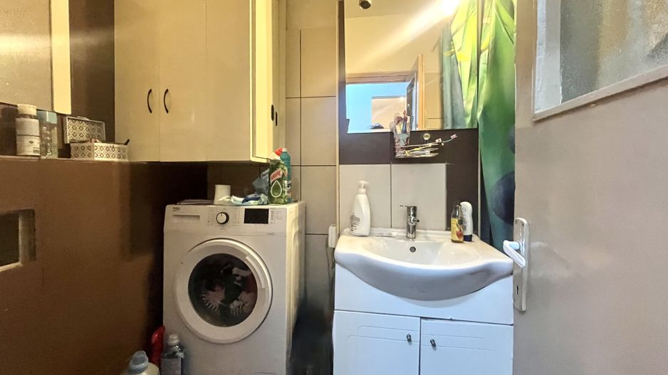 Apartament cu 2 camere, decomandat, în zona Centrală - Take Ionescu - Poză 8