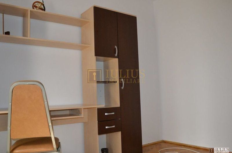 3 camere amenajat modern, cu centrala proprie(Include ctr Anaf). - Poză 11