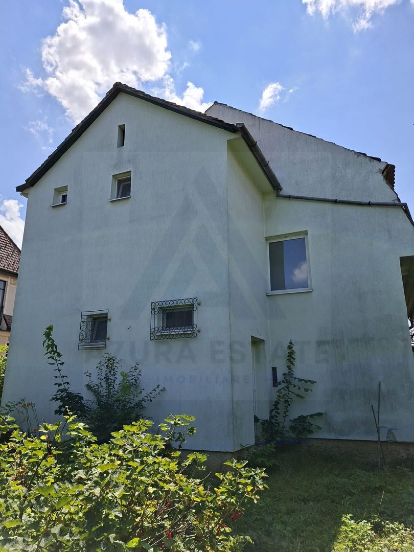 Casa individuala 185 mp utili S + P + E garaj si teren 777 mp Central - Poză 8