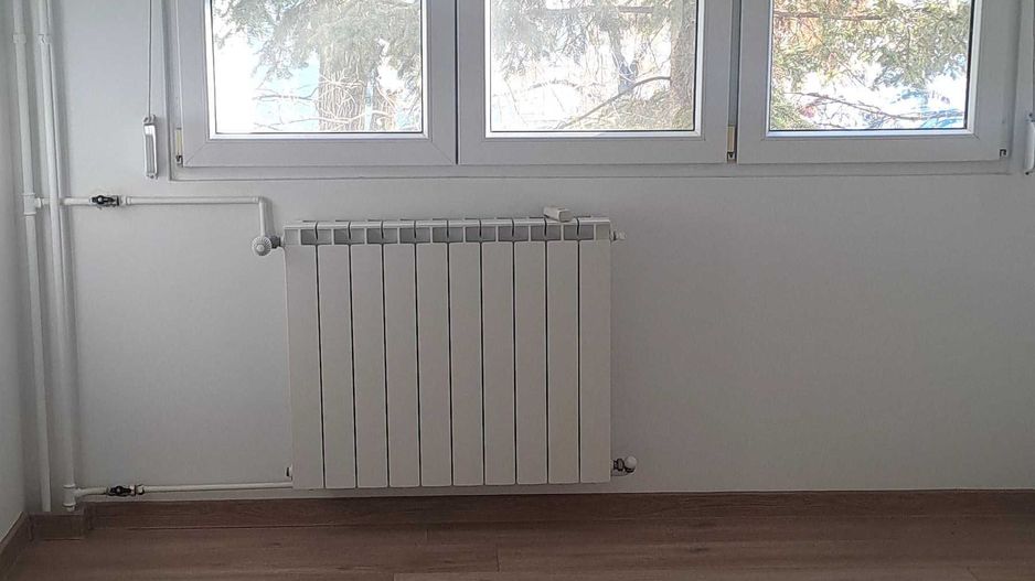 Vând apartament 3 camere decomandat – Postăvarul, Sector 3 - Poză 5