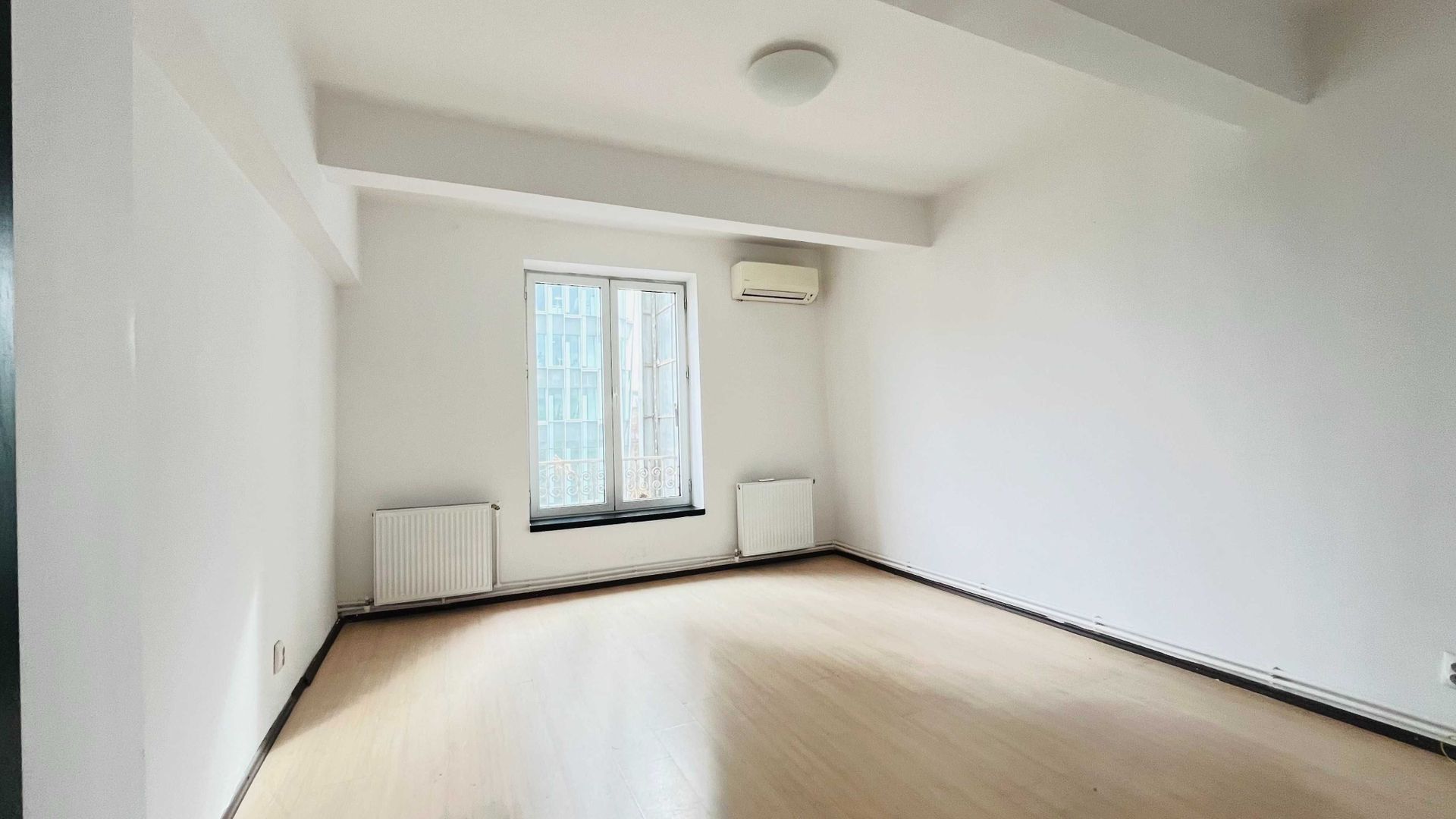 Apartament 2 camere Capitale - Poză 6