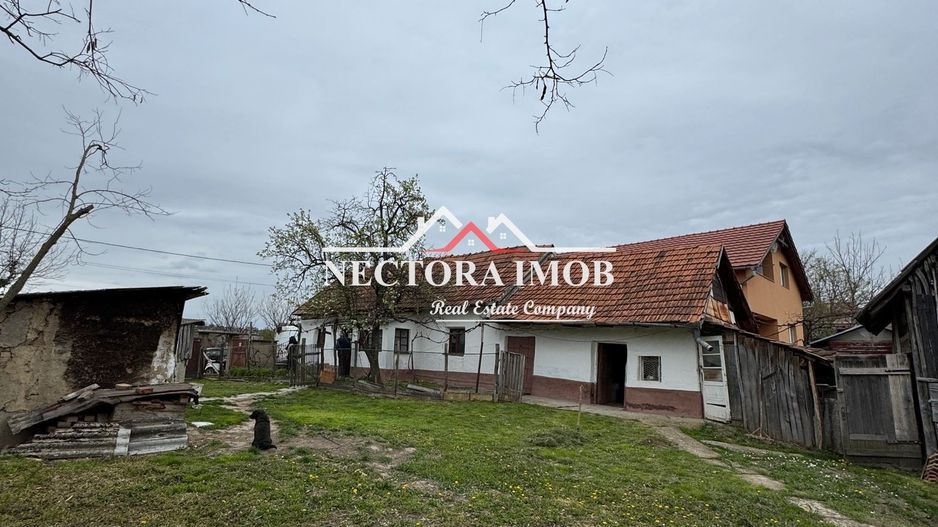 Casa 2 camere 70 mp, in CETARIU cu 2117 mp teren, la 15 km de Oradea - Poză 1