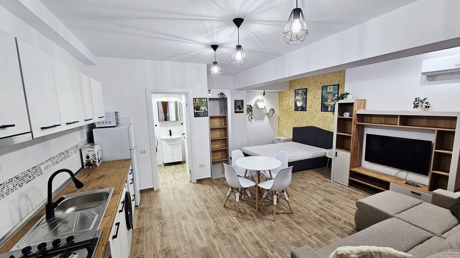 Ultracentral Unirii garsonieră 33mp - Poză 4