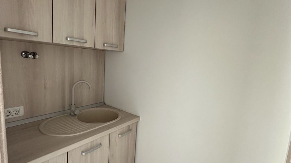 Spatii de birouri Ultracentral suprafață  de 34 mp - Poză 4