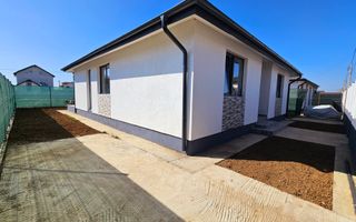 Casa parter cu 4 camere - comuna Berceni - Poză 1