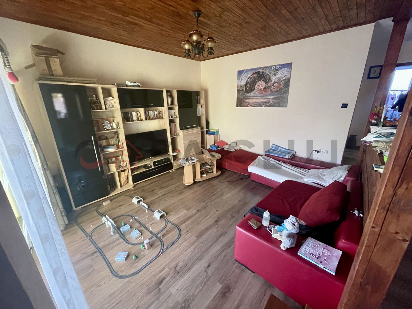 Imobil cu multiple posibilități de utilizare, cu doua locuri de parcare in curte - Poză 17