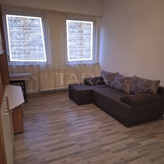 Apartament cu 2 camere in zona Centrala - Poză 1