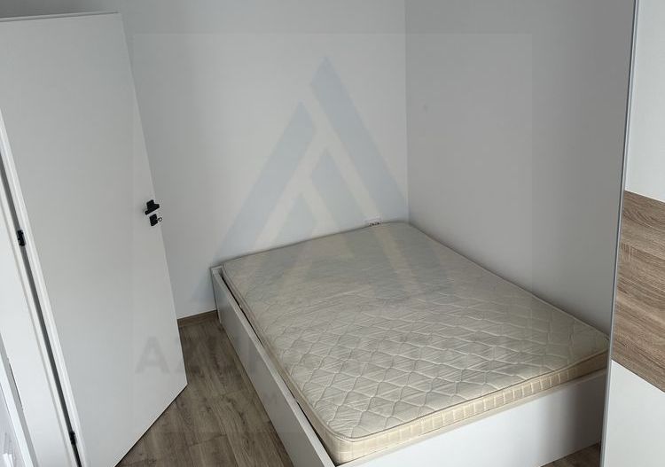Apartament 3 camere semidecomandat etaj 2 strada Semaforului - Poză 8
