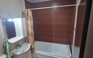 Apartament de vanzare 3 camere zona Subcetate - Poză 3