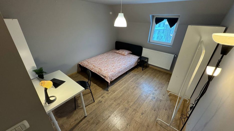 Room for rent | Bills included | Erasmus | Romana | Ateneu - Poză 2