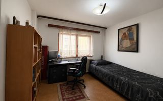 Apartament 3 camere, 2 bai, etaj intermediar, Piata Flora - Poză 3