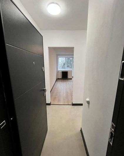 Proprietar - Vand apartament 2 camere Zona Drumul Taberei - Poză 9