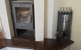 Casă cu grădină in zonă centrală - Poză 12