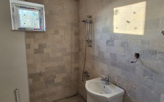 Casă individuala, renovată, mobilată și utilată, zona centrala. - Poză 6
