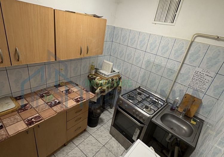 Inchiriez camera cu baia privata dar bucataria comun iasi centru P.F. - Poză 5